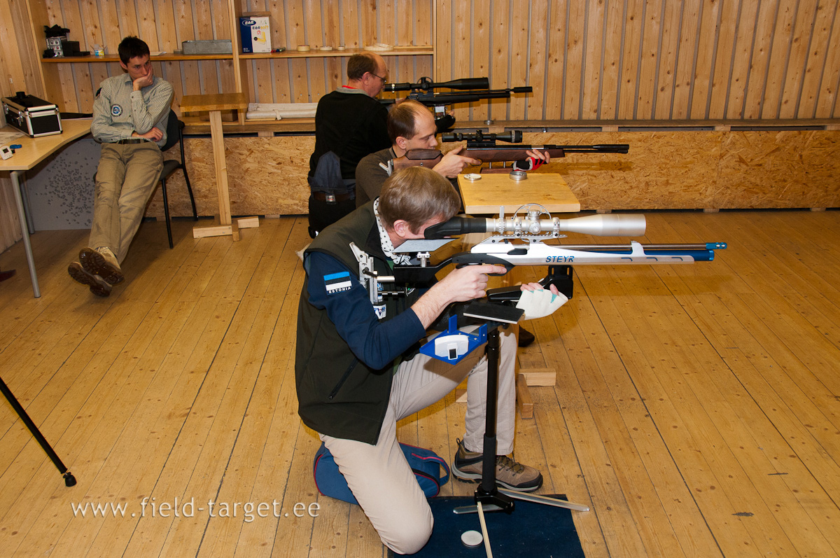 0077   ...kuid kui kodus korralikult harjutada ja detailid labi moelda, paneb parem konkurents ka nooremad endised meistrid motlema